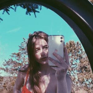 Meet your Posher, Maddie